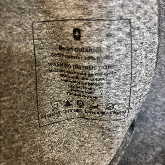 FIGS Seamless Long Sleeve Performance Top – Gray | Women’s L - Picture 6 of 6